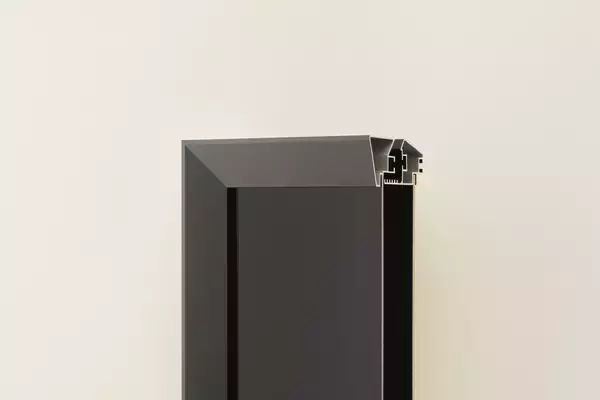 「アルミ額縁メーカー・アルナ、バレーボール日本代表合宿地・薩摩川内市へユニフォーム額を寄贈― 鹿児島銀行受託「地方創生・SDGs応援私募債」を活用 ―」の画像