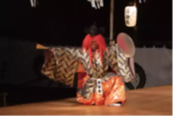 「東京の奈良まほろば館（新橋）で、奈良旅の無料相談会、薪御能の写真展、赤膚焼×箔アート体験を実施」の画像