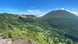 「浅間山(前掛山)登山が約3年ぶりに再開　小諸から“活火山と向き合う登山体験”を発信、登山再開記念ツアーも実施」の画像1