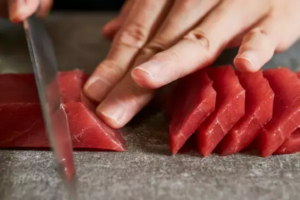 「【期間限定】名古屋で「天然マグロの中トロ」が食べ放題に！海鮮とおでんおすすめ屋 名駅4丁目店で開催！」の画像