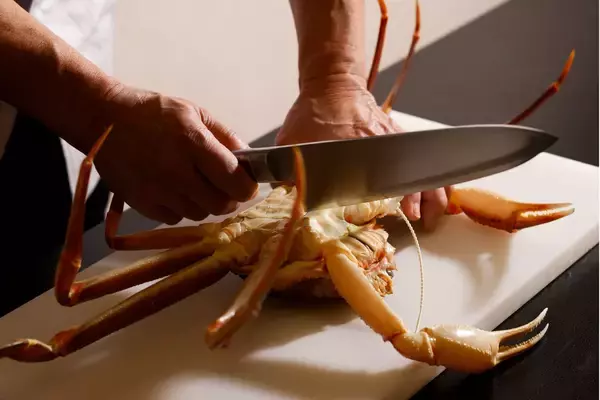 「3月31日、蟹旅の締めくくりに。うまい料理と、静かな夜を。｜海の京都・夕日ヶ浦温泉「一望館 はなれ櫂」」の画像