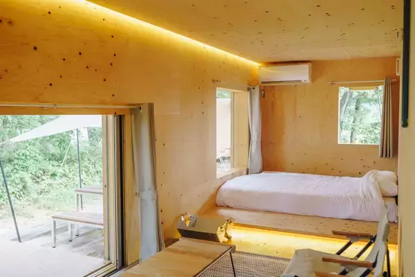 「世界的アウトドアブランド スノーピークの「住箱」を導入Premium 青雲閣のグランピングエリアに4月4日(土)オープン」の画像