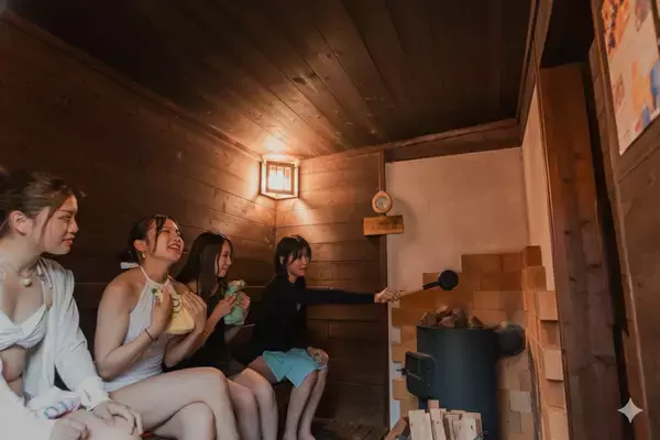 「LUXUNA伊勢志摩の亜熱帯サウナで日常を忘れる温かな癒しのひとときを。」の画像