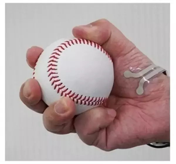 遂に本格始動　液体金属を使用したストレッチャブル基板が正式採用に