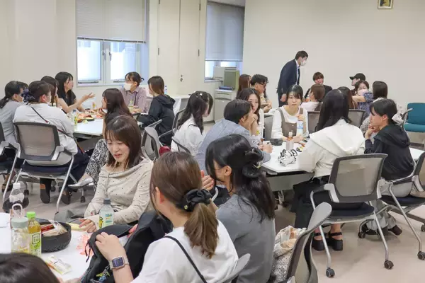 「卒業生の活躍をサポート　大阪信愛学院大学 看護学部が第1回ホームカミングデーを開催」の画像