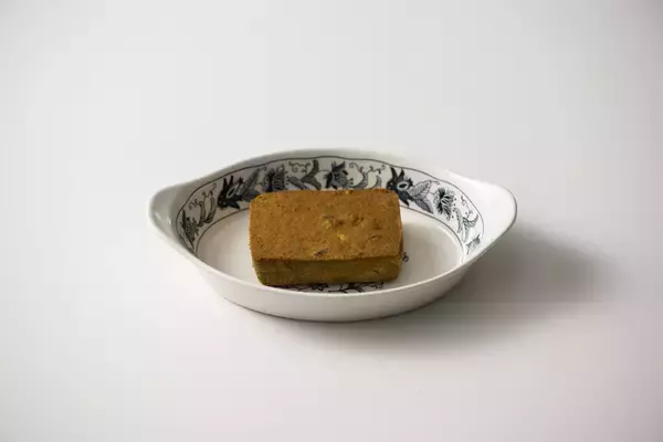 「"おいしく続けられるケトン食"を目指して　34種類のスパイスがきいた「ケトン カレー」を発売、シリーズ全11商品に拡充」の画像