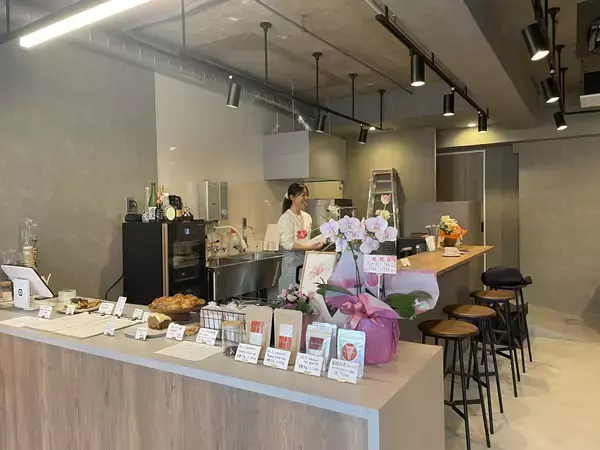 「奥沢・自由が丘に本日開店【世の中はコーヒーばかり】 “怒れる彼女”が始めた紅茶スタンド「for all tea」」の画像