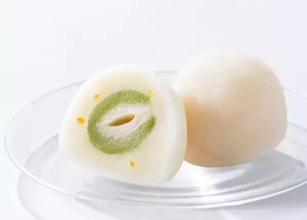 【新商品情報｜2026年4月限定】シャキッとした食感と爽やかな桃の香りが楽しめる『国産若桃の大福』限定販売