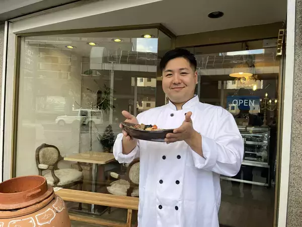 「フレンチ歴18年工藤直也シェフが武井牧場のA2牛乳で作る特製ミルクスープ　期間限定で「NewStand＋」にて提供開始」の画像