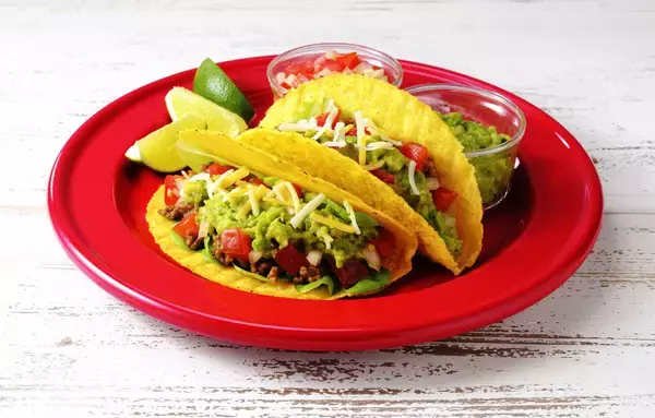 「アボカド・トマト・タマネギだけで、“メキシカン”なソースが手軽に作れる『アボカドワカモレ＆トマトサルサ用セット』新発売」の画像