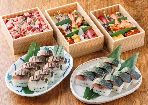 「JR博多駅に新店『鮨と惣菜 アキラ水産』3/17（火）グランドオープン！福岡を代表する鮮魚仲卸会社「アキラ水産」が手がける“本気の寿司と惣菜”をお見逃しなく。」の画像