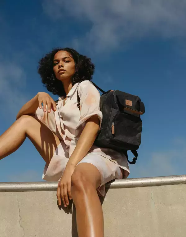 「サステナブルを持ち歩く、リユーザブルバッグ「Out of the Woods(R)」6月20日、日本向けECサイトオープン」の画像