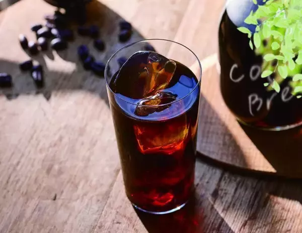 【ローソン】高まる“スペシャルティコーヒー需要”に対応！注目品種「パカマラ」を使った8時間抽出の水出しコーヒー発売