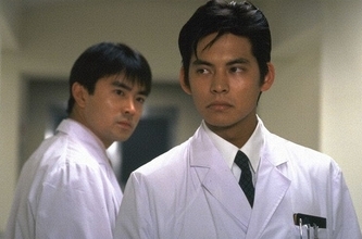 織田裕二×石黒賢W主演、三谷幸喜脚本の名作医療ドラマ「振り返れば奴がいる」10月14日（水）夕方6時～BS12 トゥエルビで放送開始
