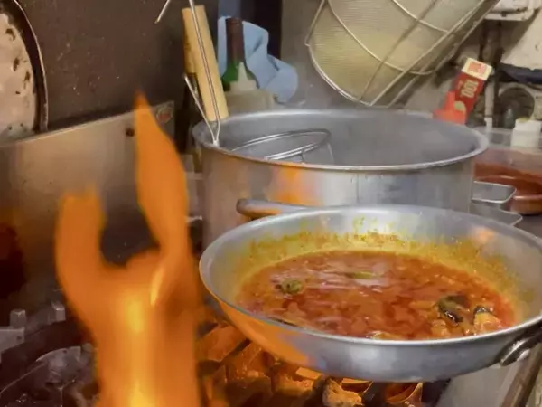 「元・30店舗経営の飲食経営者 鏡氏が外食業界に復帰 表参道に「Insalata Grande」オープン」の画像