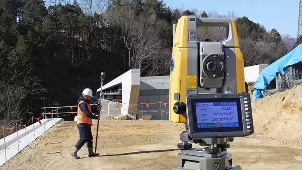 「世界最軽量のモータードライブトータルステーション『GTS-M1シリーズ』とリモートコントロールシステム『RC-6』を発売」の画像