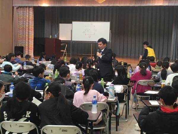 自由研究の課題に頭を抱える子育てママの悩みを 海上自衛隊 数学教官が解決 算数の自由研究でsdgsを学ぶ 教室 7月21日 水 秋葉原で開催 21年6月17日 エキサイトニュース