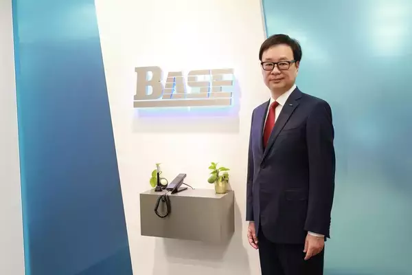 『日中経営者』が、ベース株式会社代表取締役社長中山 克成氏のインタビュー記事を掲載