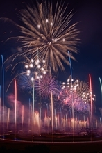浜田省吾50周年を花火で祝福　2万5000人が名曲と夜空の共演を満喫