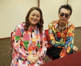 世界的プロデューサーのGODと世界の狂った波動を調整する歌声を持つSIZUKUがカンボジアとタイの紛争の真実を知りNPO国際連合世界人権機構UNWHF日本協会本部と協力しカンボジアに平和とエンターテインメントを届けるプロジェクト始動！