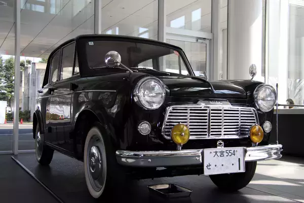 「卒業生寄贈「ダットサン 211型セダン(1958年)」除幕式のご案内」の画像
