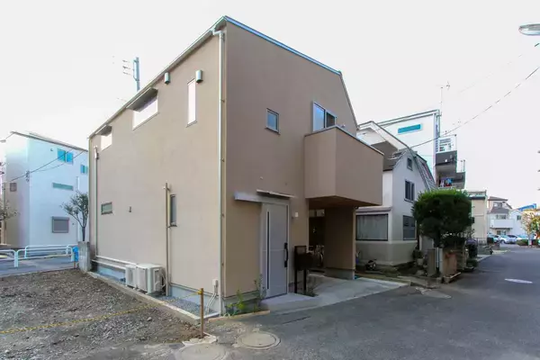 断熱性に優れた14坪の家。実家を建て替え、限られた敷地を最大限に活かす可変型の間取り