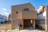 「断熱性に優れた14坪の家。実家を建て替え、限られた敷地を最大限に活かす可変型の間取り」の画像3