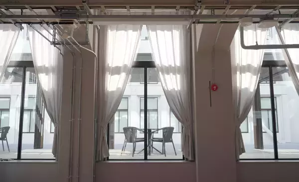 「トプコン、本社2号館のリノベーション完了」の画像