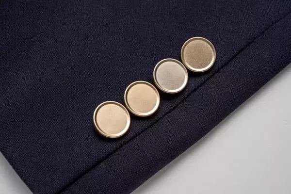 「＜SHIPS Colors＞ モノ・マガジン×大栄既製服による 『大人の傑作コレクション』第一弾 SHIPS Colorsコラボ 「大人の傑作ブレザー」を 1月16日（金）よりEC予約販売スタート！」の画像