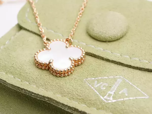 ヴァンクリーフ＆アーペル4月価格改定を受け、「おもいお」が査定体制を強化