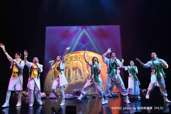 いよいよ開幕！　AIを台本作成に活用した新作舞台『ガリレオ～ENDLESS TURN～』　注目の演出家・多田淳之介がブレヒトの傑作戯曲をもとにSPACの俳優20名と描き出す群集劇