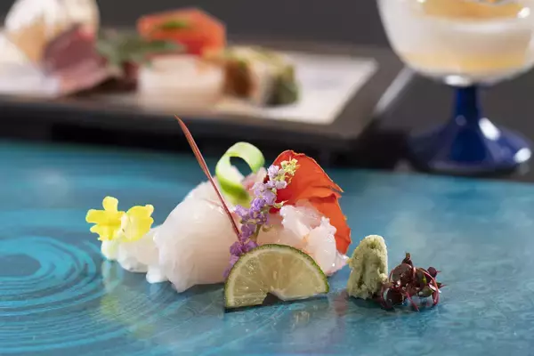 「お肉も海鮮も「選ぶ」から「両方味わう」贅沢へ　伊勢パールピアホテル、松阪牛と海の幸が共演する新会席「伊勢の國」を4月より提供開始」の画像