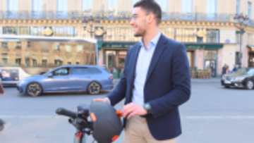 駐輪中のヘルメット、もう持ち歩かない。自転車に固定＆施錠できる「ON BOARD Helmet」、Makuakeで応援購入受付開始