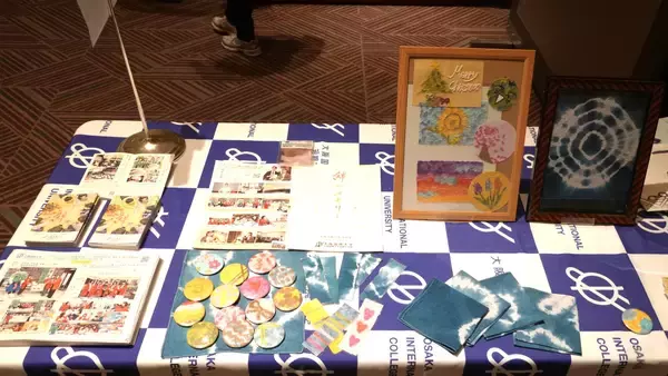 「大阪国際大学「すだちくんフレンズ」の代表学生が「徳島ゆかりの交流会in関西」で登壇発表と後藤田徳島県知事に活動のご報告」の画像