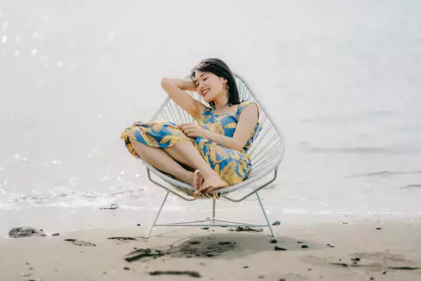 オーダーメイド・チェアブランド「COMOSOY」の沖縄ショールーム開店記念限定チェア「Virgin Code」発表