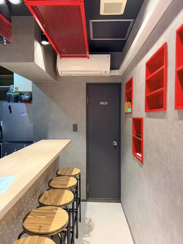 「“海老の旨味、すすきのの夜に極まる。”「海老仙人」2月7日(土)グランドオープン！～進化系“海老ラーメン“を掲げ歓楽街の中心へ堂々出店～」の画像