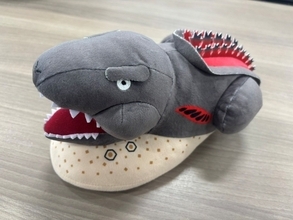 淡路島アニメパーク「ニジゲンノモリ」に超巨大ガラガラパネルが出現⁉お子様限定！『ゴジラ巨大ガラガラ大作戦』