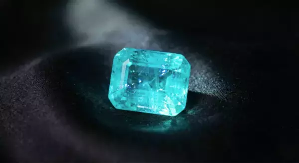 「買取専門店おもいお、期間限定「パライバトルマリン買取金額最大20％UPキャンペーン」を開始 国際価格上昇を受け、専門鑑定士による査定体制を強化」の画像