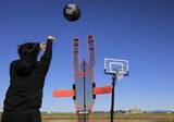 「シュートの質向上間違いナシ！ボール軸をブレさせないバスケ練習器具が新登場」の画像2