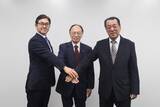 「次世代移動体用電気式ドアシステムの共同開発契約を締結」の画像1