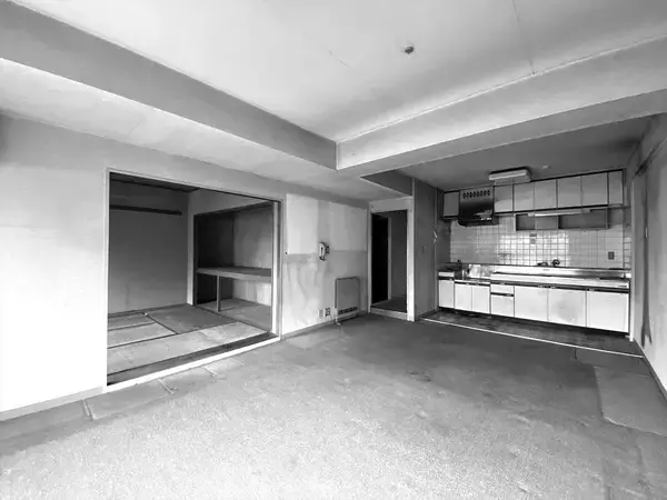 「【浦安市｜築39年マンション】「中庭」のある住まいへ！国土交通省後援コンクール入賞のフルリノベーション」の画像