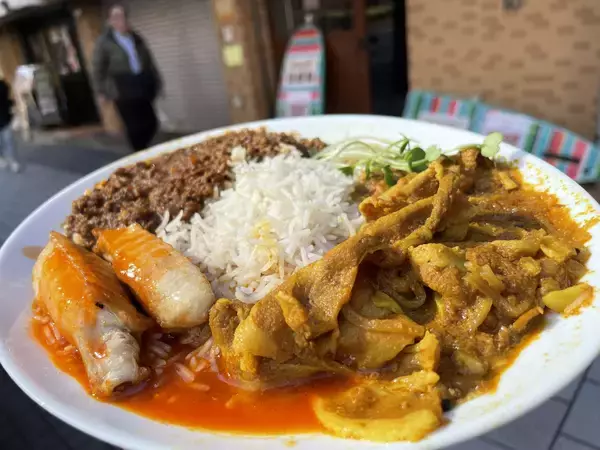 人形町【50歳・現役金融マン】「モンゴルカレー＆グリル」が本日、土曜限定オープン