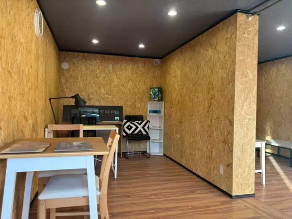 「作業スペース付きトランクルーム【パワーストレージ館林市諏訪町】にモデルルームがオープン‼～ 現 地 内 覧 受 付 中 ～」の画像