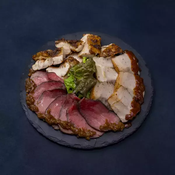 「【4月23日(木)待望のオープン】神奈川クラフトビールが飲み放題で楽しめるビアガーデンがニュウマン横浜6階に登場【800°DEGREES CRAFT BREW GARDEN】」の画像