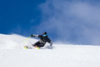 桜・新緑・春紅葉・雪山、4つの季節が一度に交差する、春のニセコへ　ニセコユナイテッドのリフト券が最大半額　5月6日まで営業予定！