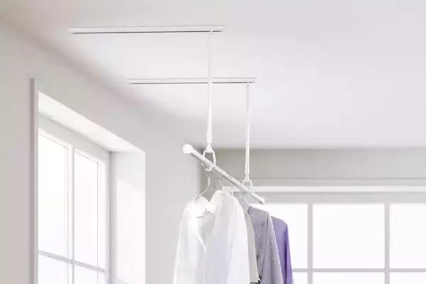 生活動線を妨げない新発想　「スライド式室内物干し　TAR5686」が4月1日発売