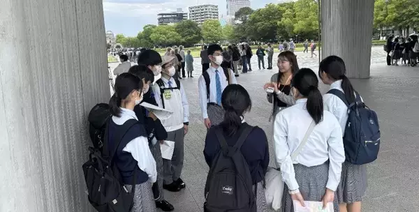 近畿大学附属広島中学校東広島校3年生が平和について学ぶ　広島平和記念公園でのフィールドワークによる平和学習を実施