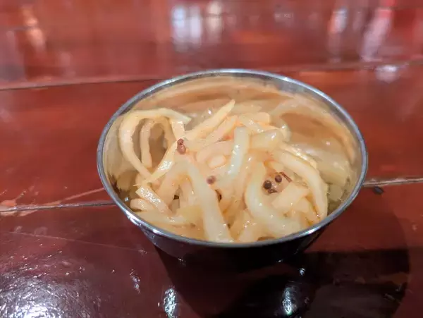 「自由が丘【カメラマン店主が手がける牛すじカレー】「カガさんの牛すじカレー」オープン」の画像