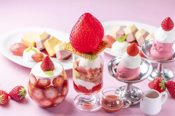 ＜いちご専門店の道の駅 いちごBonBon＞ひと粒全長約7cm！特大いちごあめを割って味わう新感覚パフェをはじめ、カフェのスイーツメニューが6月5日(金)からリニューアル！夏を爽やかに彩るいちご×レモンのバウムクーヘンも同時発売！