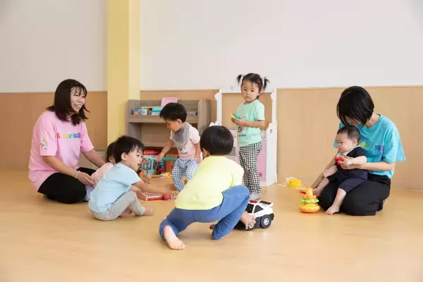 「産後ケア利用率1割の背景にある「申請書類」「予約」の壁　お母さんのわずらわしさを解消した民間託児所が人気　子どもを預けて自分を整える「ママのひとやすみ」ケアイベント　5/20開催」の画像